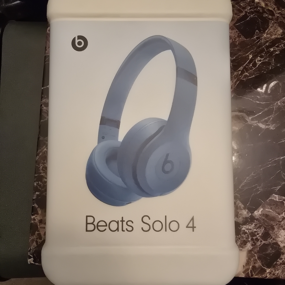 Beats Solo 4 Wireless Headphones